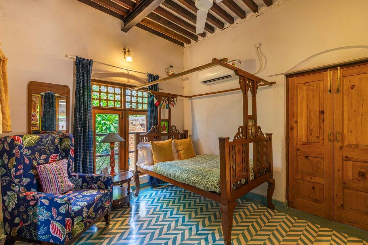 Stayvista'S Peepal Haveli - Rustic Kothi With Terrace, Breathtaking View & Bonfire Narainpur  Dış mekan fotoğraf